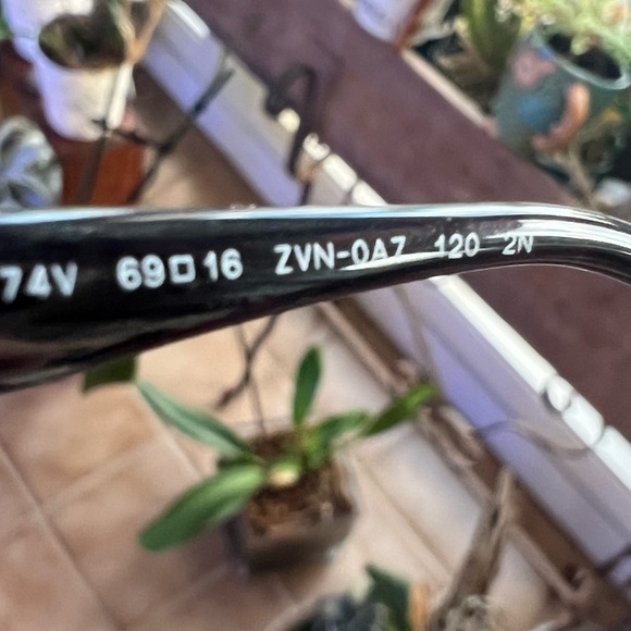 Prada PR74VS Butterfly shaped Sunglasses - Picture 11 of 11